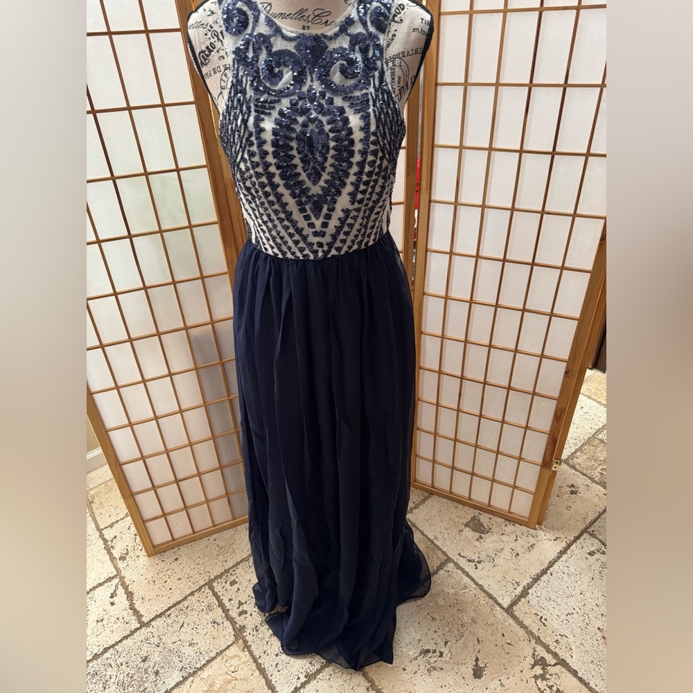 NWT Bariano Au Navy and White with Sequins Ball Gown Size 4